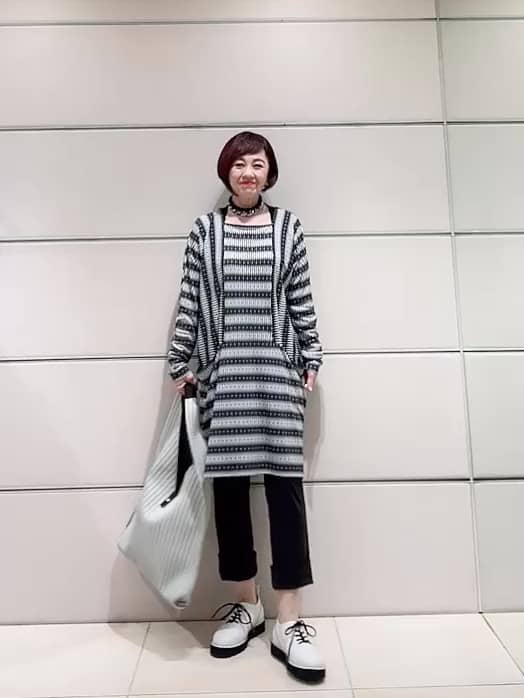 https://staff-start.contents.liveact-vault.com/6wyjjhvm-06303783a5569e8cbbe3c743be923de1/thumbnail.jpg