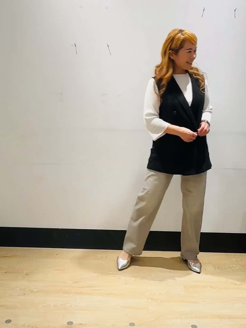 https://staff-start.contents.liveact-vault.com/6wyjjhvm-0770bdf5d2d4e57a69a99909c4130c7e/thumbnail.jpg