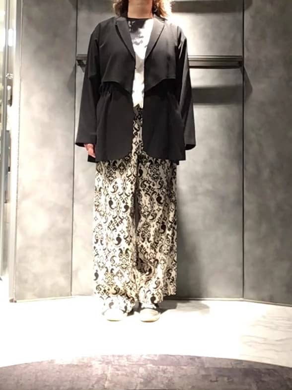 https://staff-start.contents.liveact-vault.com/6wyjjhvm-12572e4bda1a00e01a9721d2116d255e/thumbnail.jpg
