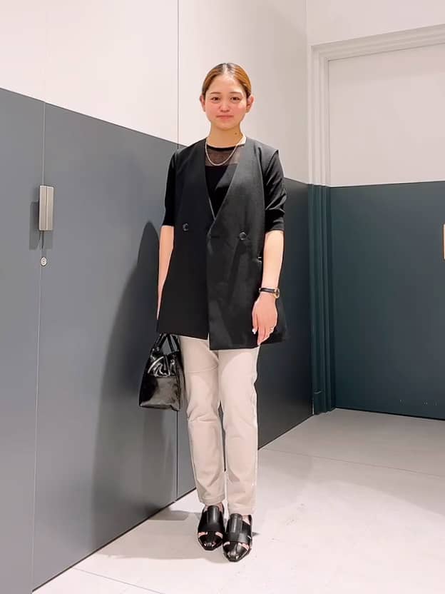 https://staff-start.contents.liveact-vault.com/6wyjjhvm-17922a6aa31d121c374e8606e4dfbe1c/thumbnail.jpg