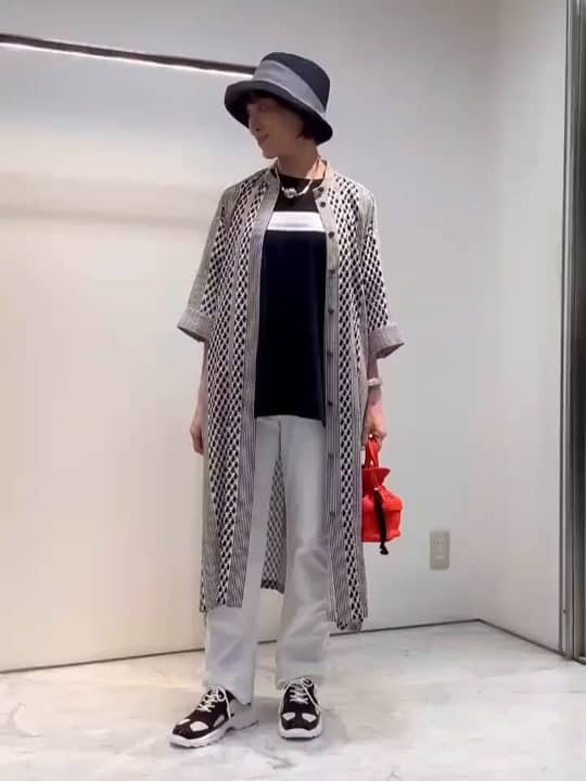 https://staff-start.contents.liveact-vault.com/6wyjjhvm-1b1fef258235ffcece9bac38ad16a53c/thumbnail.jpg