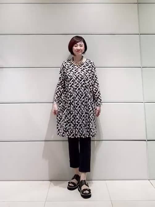 https://staff-start.contents.liveact-vault.com/6wyjjhvm-23c75281612388e51da9fe31f809c90a/thumbnail.jpg