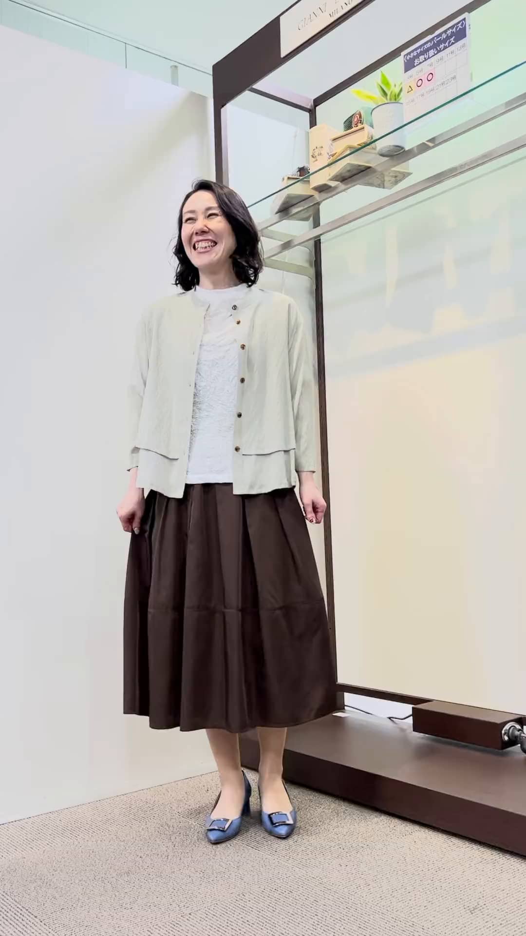 https://staff-start.contents.liveact-vault.com/6wyjjhvm-2e74f02ef82de6649a8b9313a4589286/thumbnail.jpg