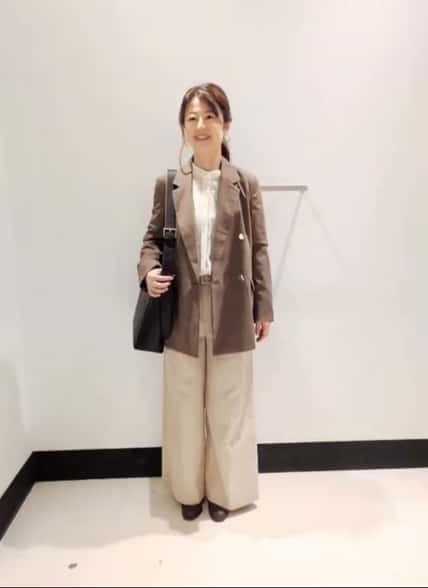 https://staff-start.contents.liveact-vault.com/6wyjjhvm-30dc957e1ff626ad4185e2be29c337dc/thumbnail.jpg