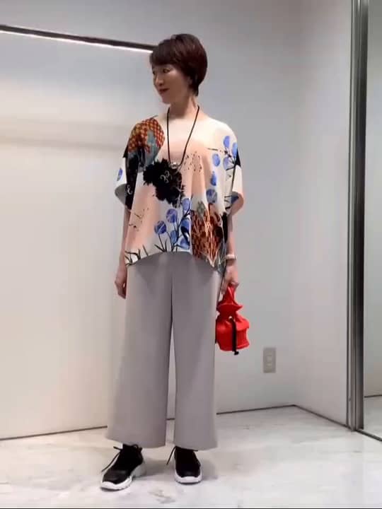 HIROKO KOSHINO(ヒロココシノ) のコーディネート｜札幌東急 ヒロ