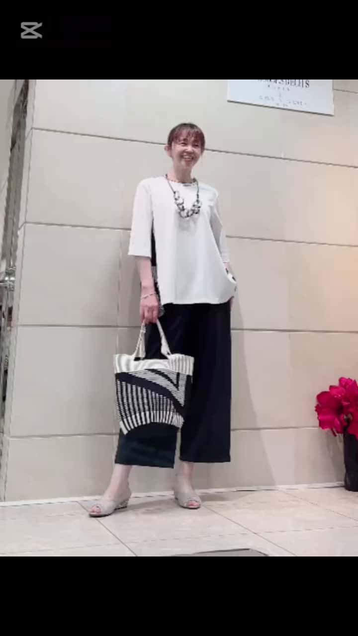https://staff-start.contents.liveact-vault.com/6wyjjhvm-43ef42b7b710b7e86a33a31a92c08245/thumbnail.jpg