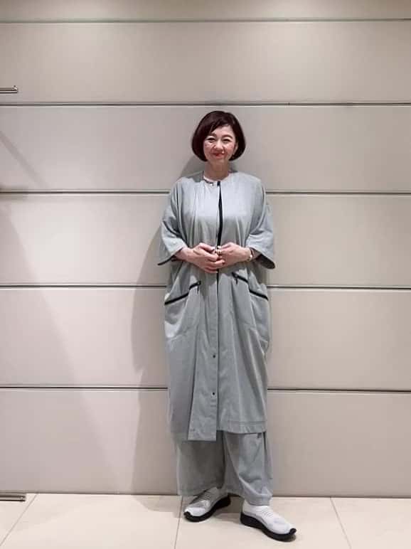 https://staff-start.contents.liveact-vault.com/6wyjjhvm-4a795038672f7f5984e3cfdd0e939d25/thumbnail.jpg