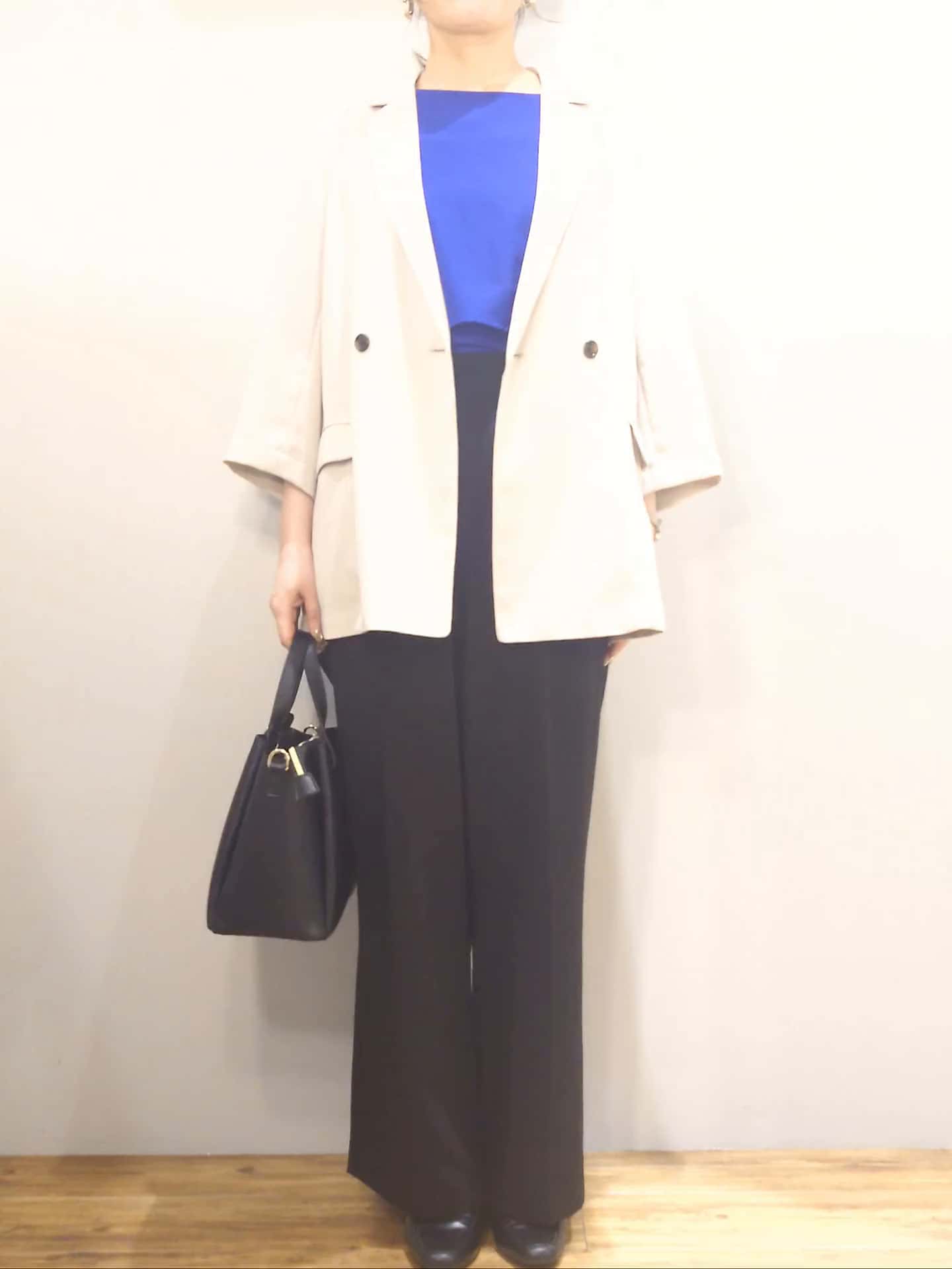 https://staff-start.contents.liveact-vault.com/6wyjjhvm-51ab8a7cf7980d2fece0153aab2b765f/thumbnail.jpg