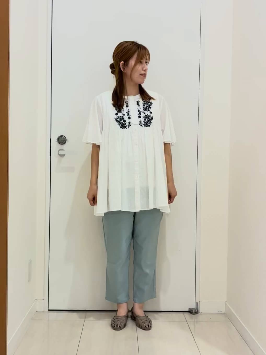 https://staff-start.contents.liveact-vault.com/6wyjjhvm-54ca2e1e41b33810acb49c7ff07afa28/thumbnail.jpg