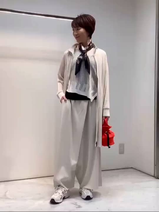https://staff-start.contents.liveact-vault.com/6wyjjhvm-550b6de3ba50a3fb363001c30b371c04/thumbnail.jpg