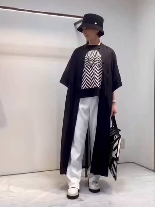 https://staff-start.contents.liveact-vault.com/6wyjjhvm-582f99ae16862011a6c19ee07e74d26f/thumbnail.jpg