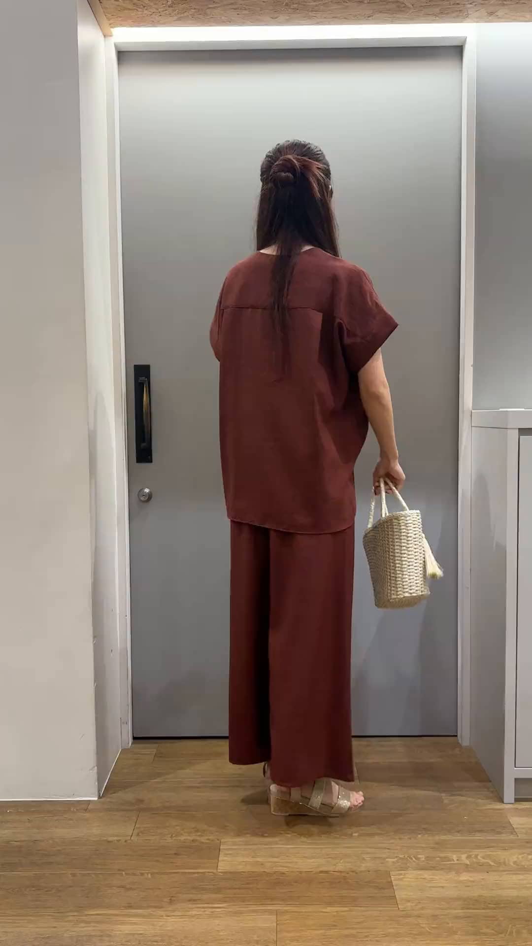 https://staff-start.contents.liveact-vault.com/6wyjjhvm-5a19b4fd757067f1ee03512ba97fe0ba/thumbnail.jpg