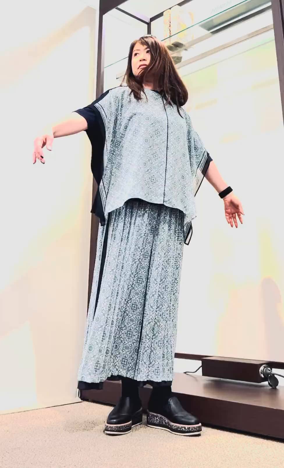 https://staff-start.contents.liveact-vault.com/6wyjjhvm-677618cb015acf082149eb86aaa60d2b/thumbnail.jpg