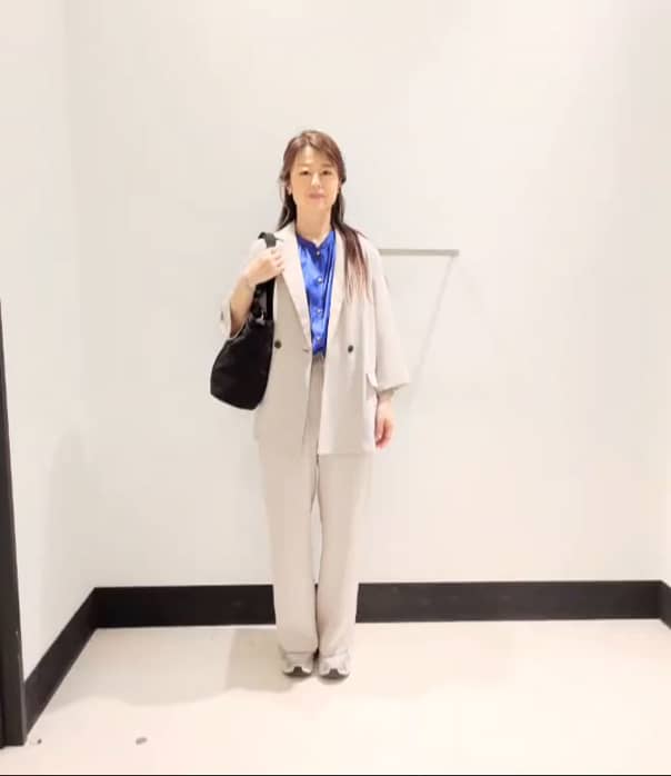 https://staff-start.contents.liveact-vault.com/6wyjjhvm-760e31e4d0dfaa2241019511ea4e0874/thumbnail.jpg