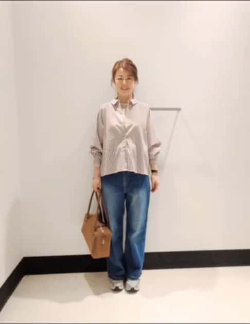 https://staff-start.contents.liveact-vault.com/6wyjjhvm-7748bb830a5d9624457c24c1c83fbf1f/thumbnail.jpg