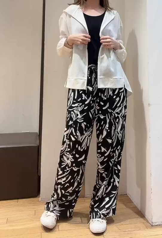 https://staff-start.contents.liveact-vault.com/6wyjjhvm-7f0e18d46665d84d68e6c70567083727/thumbnail.jpg