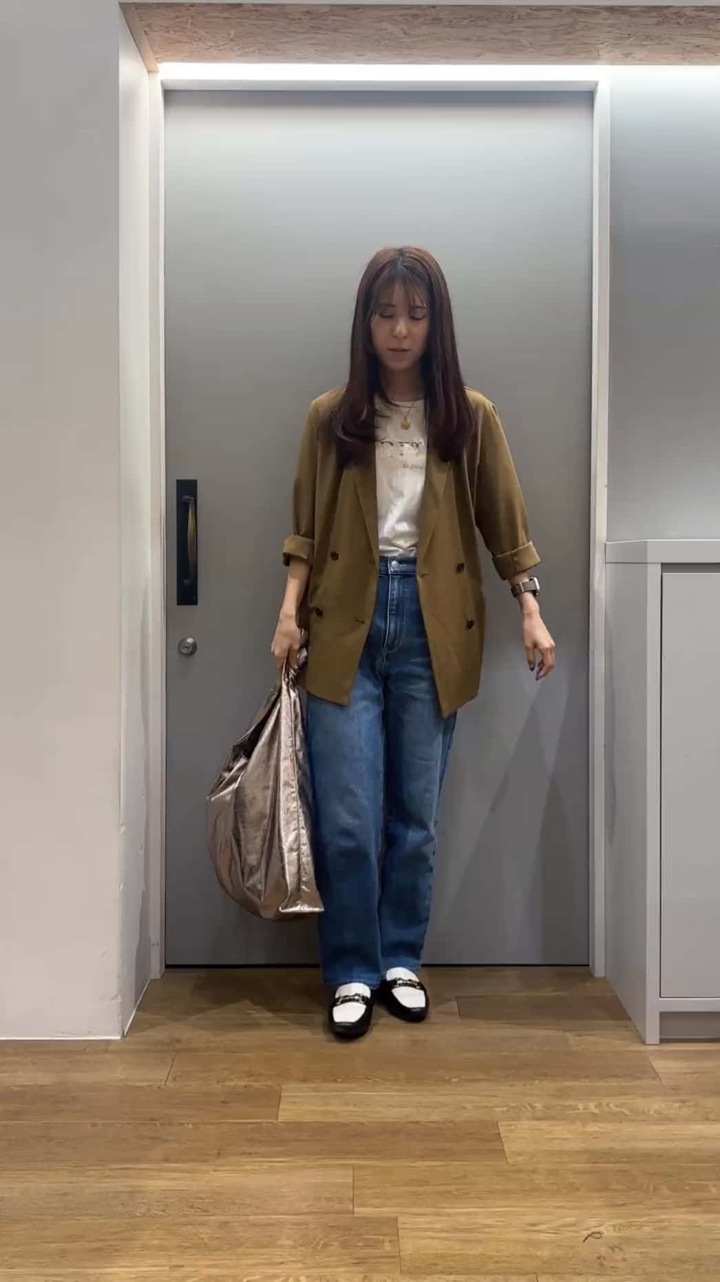 https://staff-start.contents.liveact-vault.com/6wyjjhvm-7f89c62a7ce8b478f25e820dabdeb83e/thumbnail.jpg