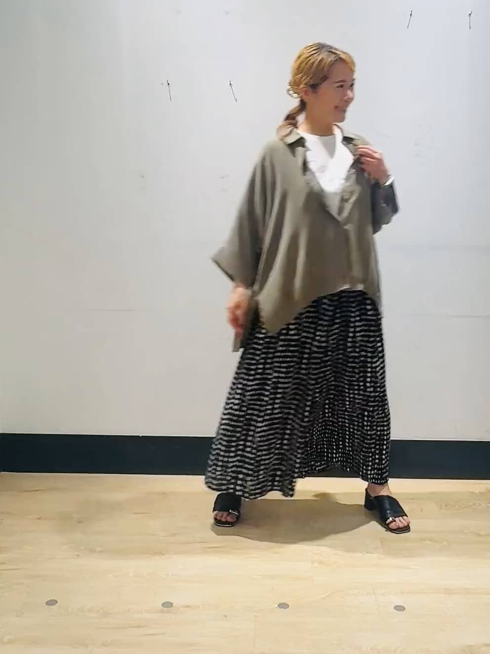 https://staff-start.contents.liveact-vault.com/6wyjjhvm-823f4ae469ef2d3a3a5db9f2d67e1dab/thumbnail.jpg