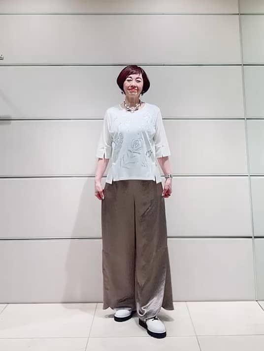 https://staff-start.contents.liveact-vault.com/6wyjjhvm-8bda0682c7900e3a6da5fec57adddfbc/thumbnail.jpg