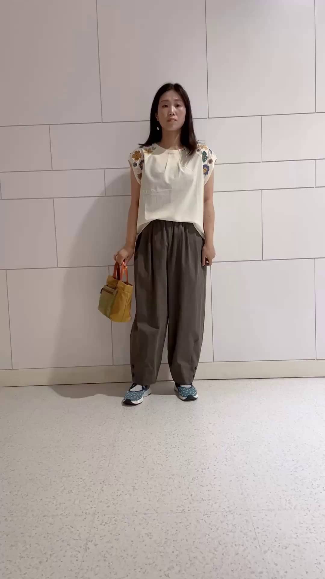 https://staff-start.contents.liveact-vault.com/6wyjjhvm-942847ff12e041f586302295db459c51/thumbnail.jpg