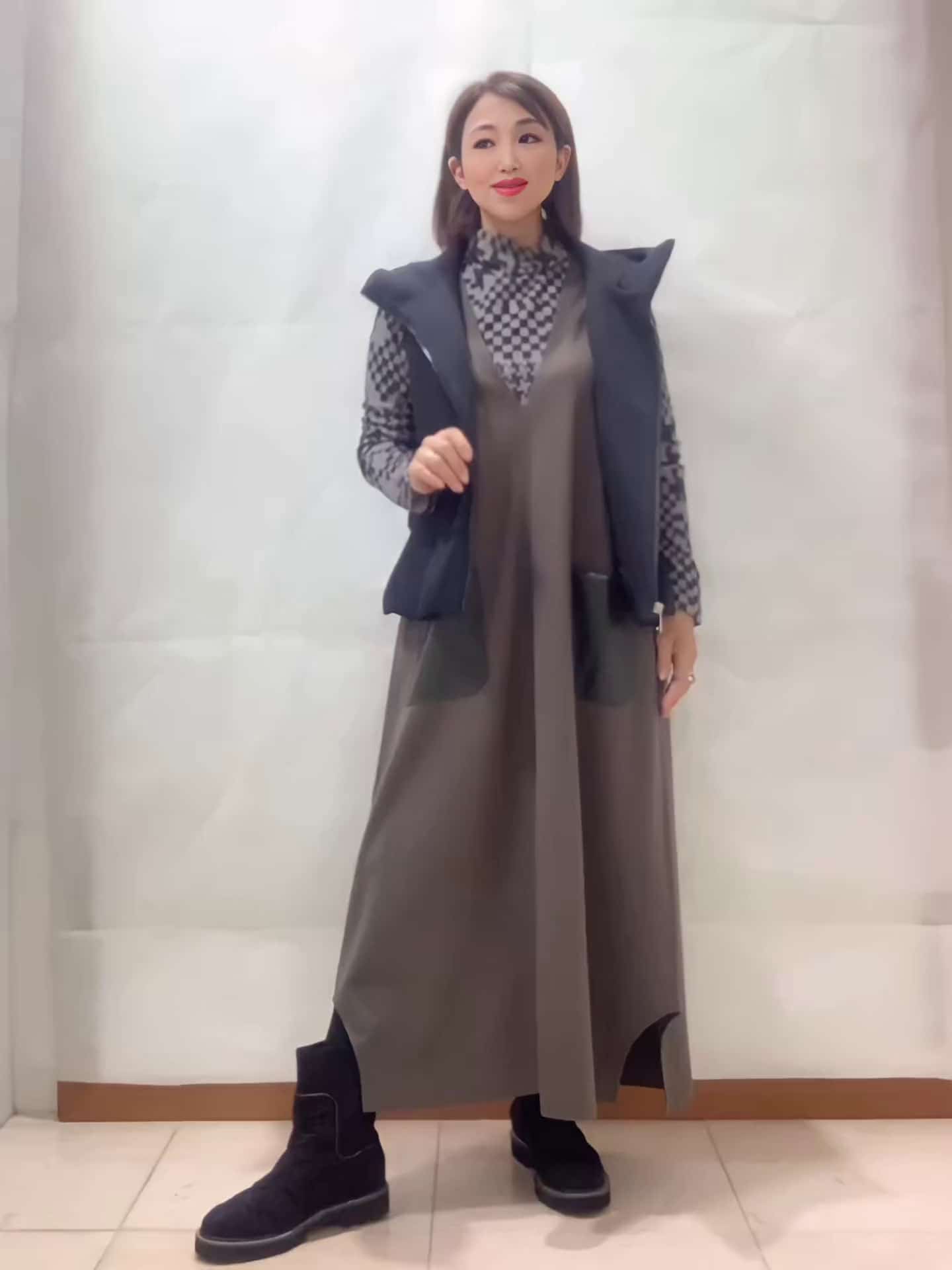 https://staff-start.contents.liveact-vault.com/6wyjjhvm-953a9ee8bb3f47411bb84b907b8a6ac8/thumbnail.jpg