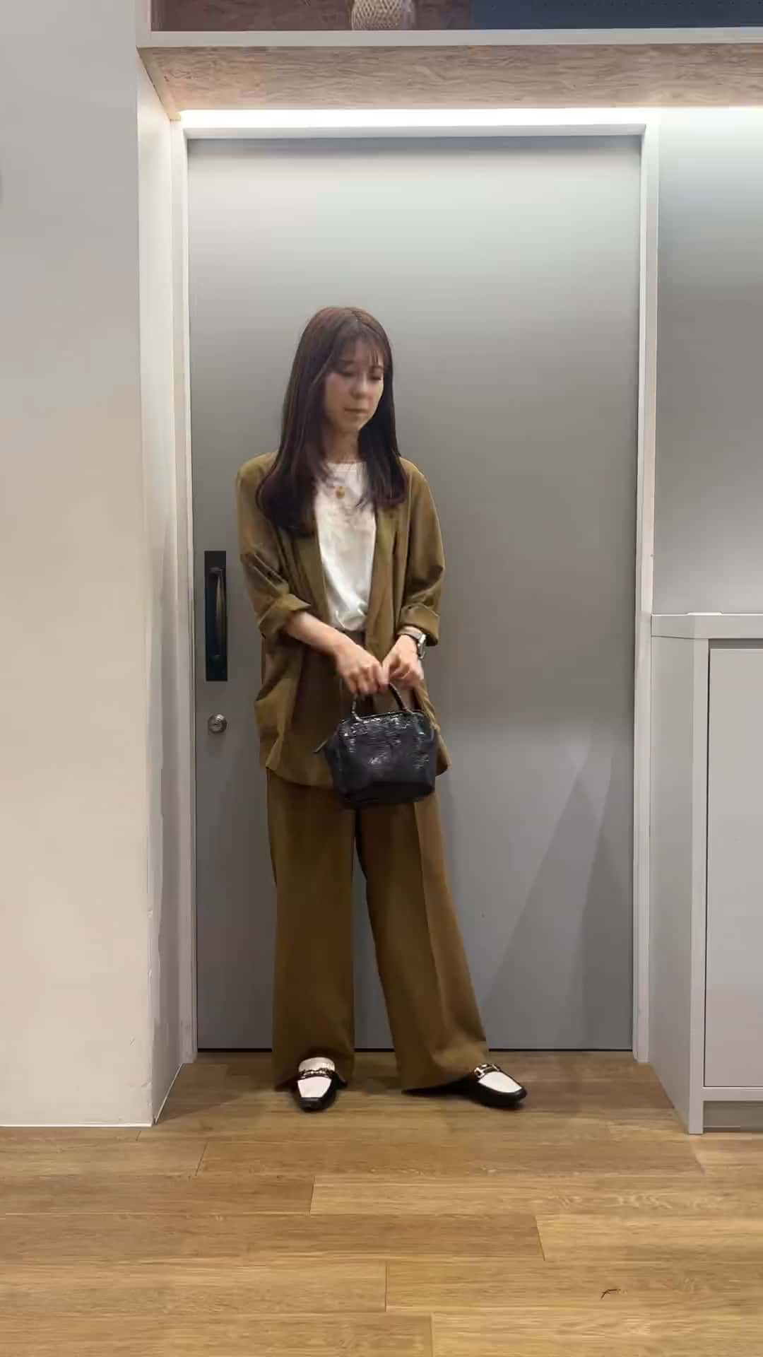 https://staff-start.contents.liveact-vault.com/6wyjjhvm-9a5e6e60c88c47d0a228a1d3bcfbccd6/thumbnail.jpg