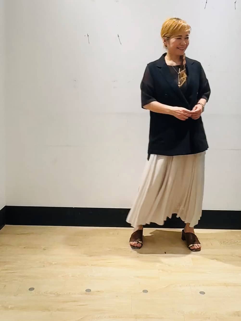 https://staff-start.contents.liveact-vault.com/6wyjjhvm-a4cf0ea1c9484115a8076586549173a7/thumbnail.jpg