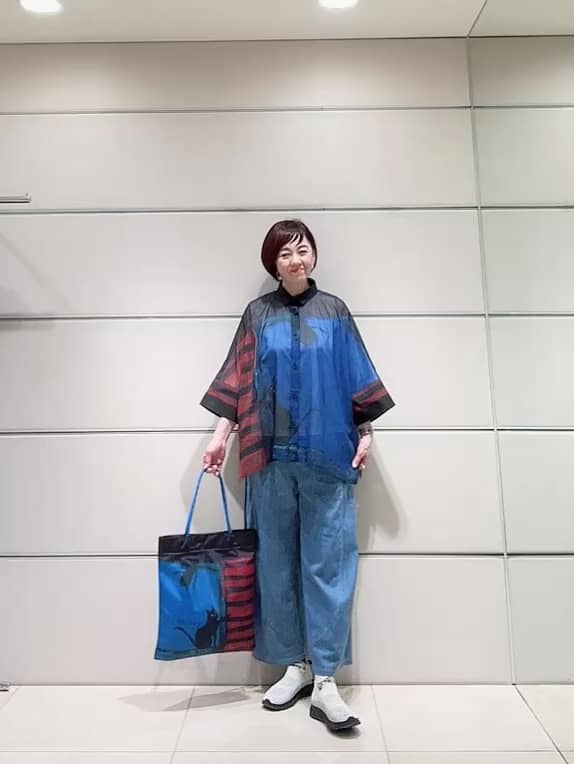 https://staff-start.contents.liveact-vault.com/6wyjjhvm-ae76a5ec1a24502f370cd3ed780e8d3b/thumbnail.jpg