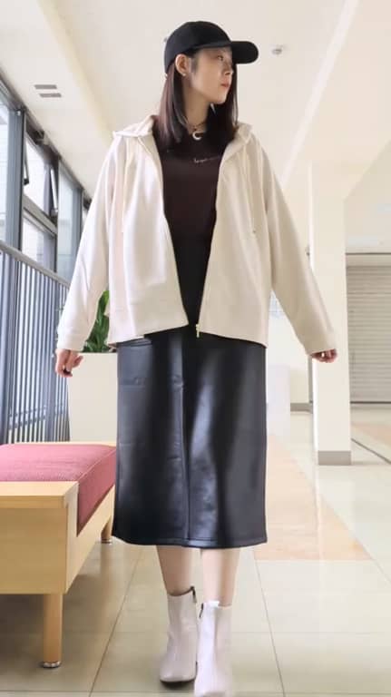 https://staff-start.contents.liveact-vault.com/6wyjjhvm-afc70918b3f47107b0a2c4f91fb3b942/thumbnail.jpg