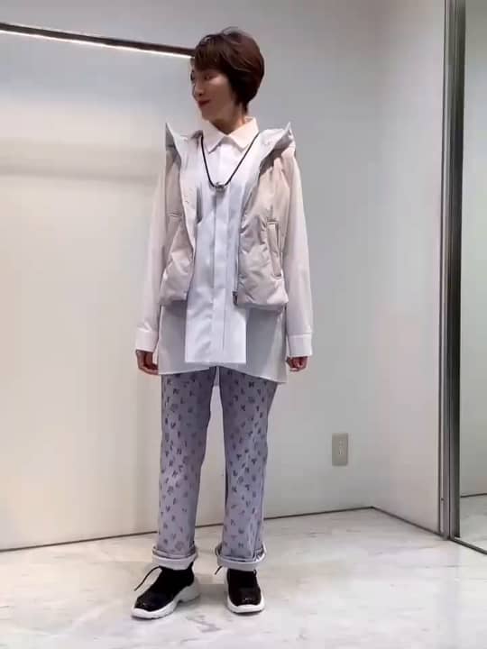 https://staff-start.contents.liveact-vault.com/6wyjjhvm-b06d53bef3f98533b9a43c96739c587d/thumbnail.jpg