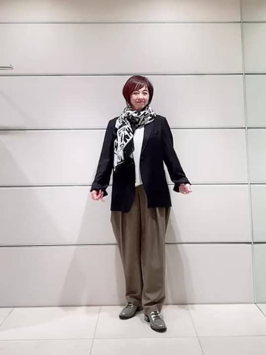 https://staff-start.contents.liveact-vault.com/6wyjjhvm-b0b08884be5d2200f96cafb0b7bea844/thumbnail.jpg