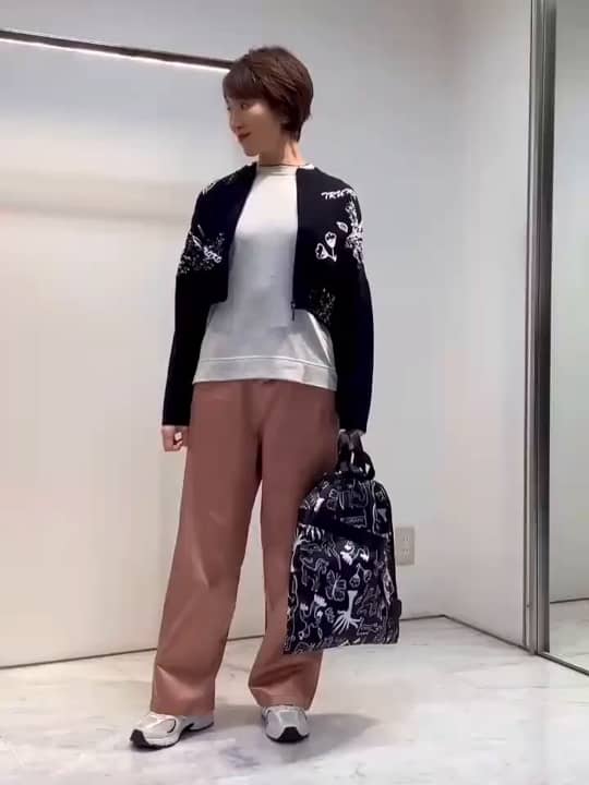 https://staff-start.contents.liveact-vault.com/6wyjjhvm-ce0e17beea6142b85b03c85912312898/thumbnail.jpg