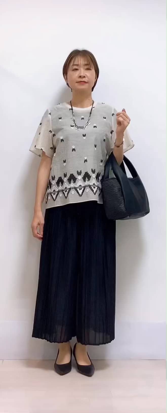 https://staff-start.contents.liveact-vault.com/6wyjjhvm-d5e0a42bb31c48a9c0675b9e114f7c45/thumbnail.jpg