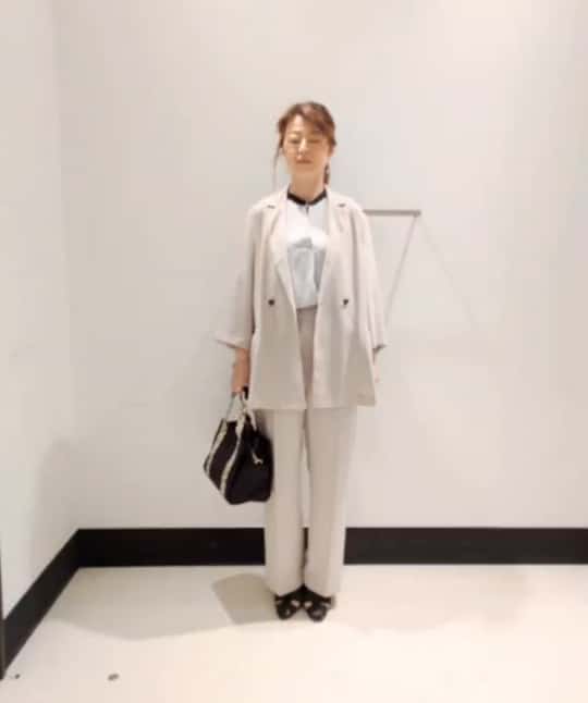 https://staff-start.contents.liveact-vault.com/6wyjjhvm-d7e620ffbda8e5872654a56d909a5cea/thumbnail.jpg