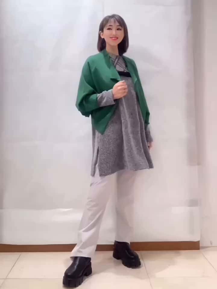 https://staff-start.contents.liveact-vault.com/6wyjjhvm-f112093e134f38054c5ec6a4107b44cf/thumbnail.jpg