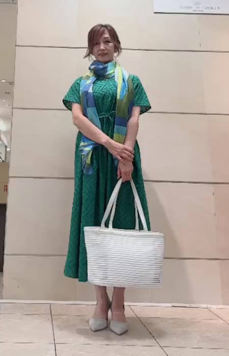 https://staff-start.contents.liveact-vault.com/6wyjjhvm-f4c5734380f87121e5940a43dc712280/thumbnail.jpg