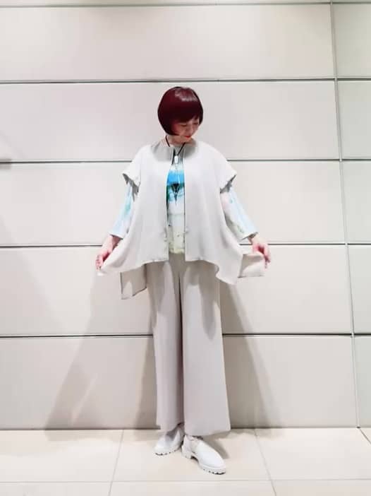 https://staff-start.contents.liveact-vault.com/6wyjjhvm-fe00ffef63a211e7c5a664b53f01ed08/thumbnail.jpg