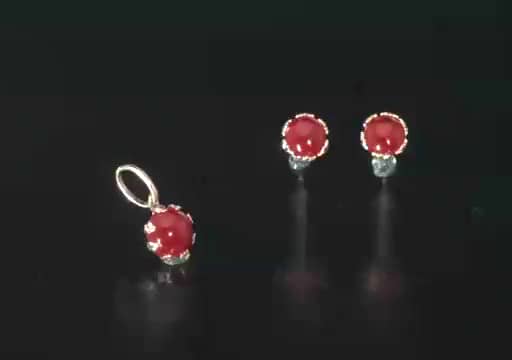 香瑚 18K 高知県産血赤珊瑚 ラウンドカボション ペンダントトップ