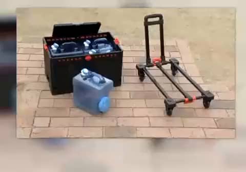 アウトドアや災害時の 給水に大活躍！ 折りたたみ式 ウォータータンク