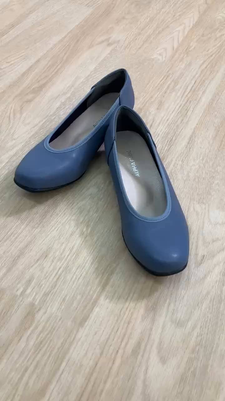 アルファキュービック 靴のマエストロ監修 軽量 ゆったり ストレッチ