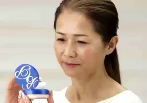 守る、保つ、美しい！ 薬用UV フィニッシングパウダー （BP