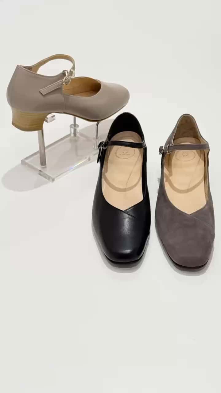 未使用級✨ 卑弥呼 快適ウォークパンプス 撥水　アーモンドトゥ ヒール 23 特別価格》快適ウォーク◇【撥水】【卑弥呼】アーモンドトゥ