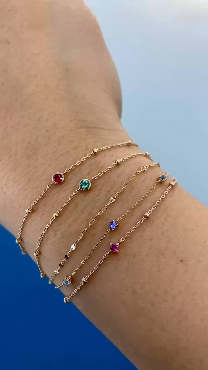 festaria VOYAGE サンエー那覇メインプレイス店 浜川 咲音