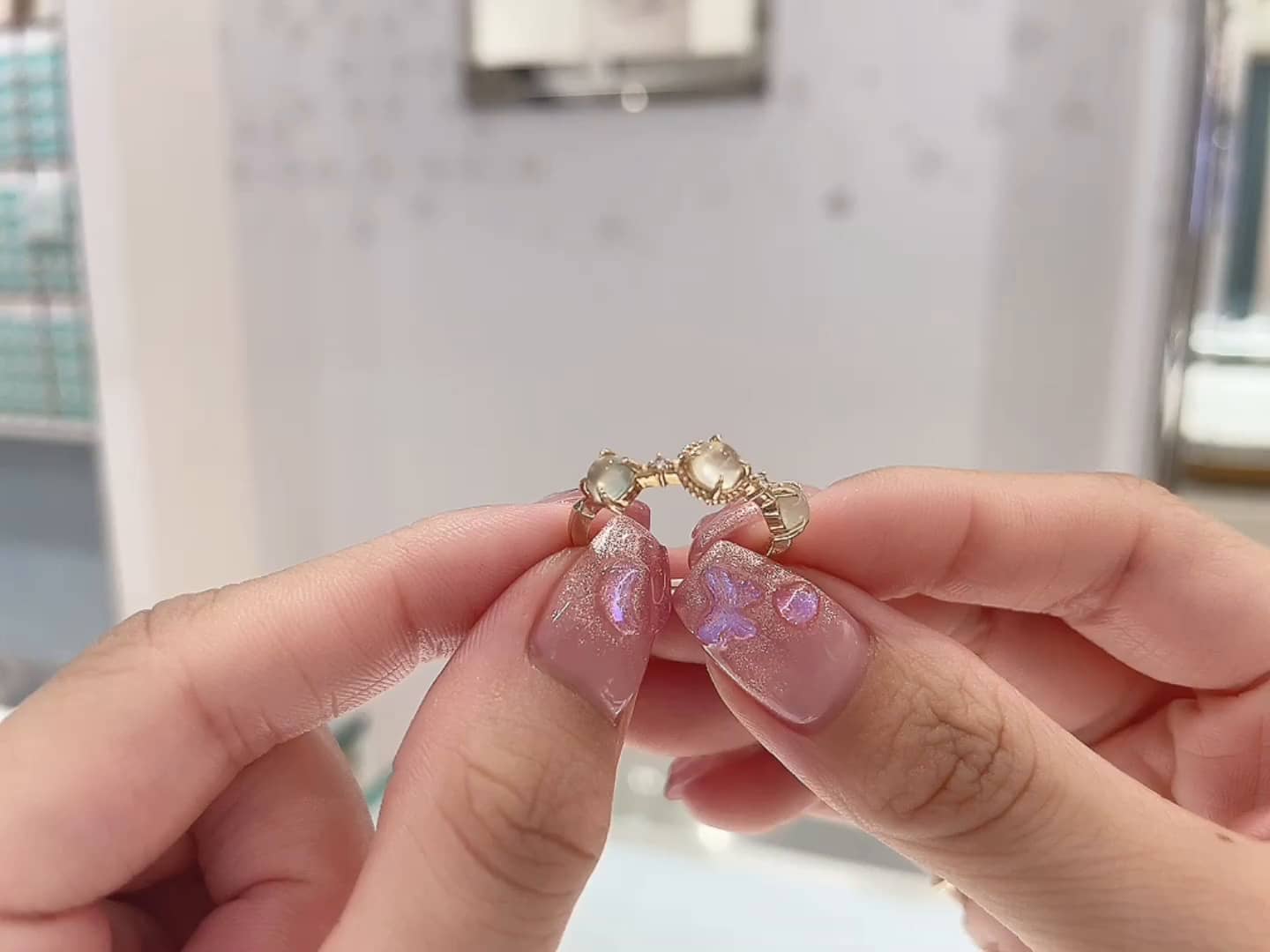 festaria VOYAGE ららぽーとEXPOCITY店 西村 真結