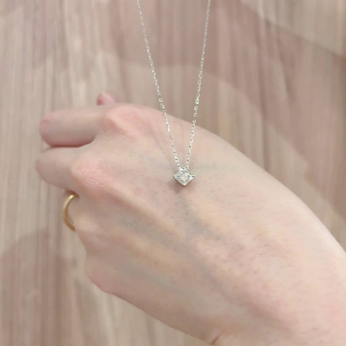 festaria bijou SOPHIA 三井アウトレットパーク札幌北広島店 田中 千晶