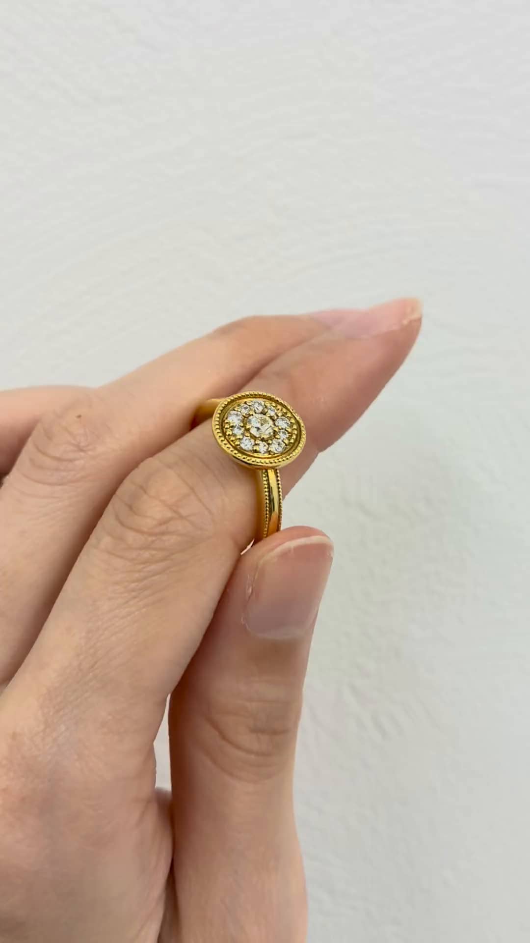 festaria bijou SOPHIA 本部 湯脇 枝穂