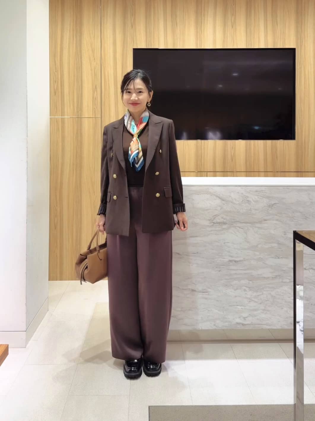 STAFF STYLING|ANAYI OFFICIAL ONLINE STORE｜アナイ 公式サイト