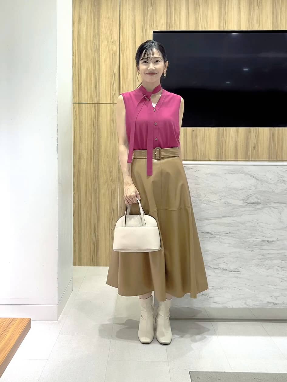 STAFF STYLING|ANAYI OFFICIAL ONLINE STORE｜アナイ 公式サイト