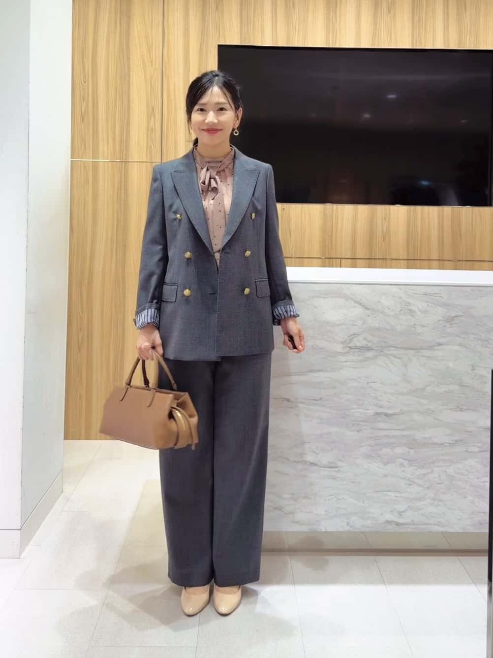 STAFF STYLING|ANAYI OFFICIAL ONLINE STORE｜アナイ 公式サイト