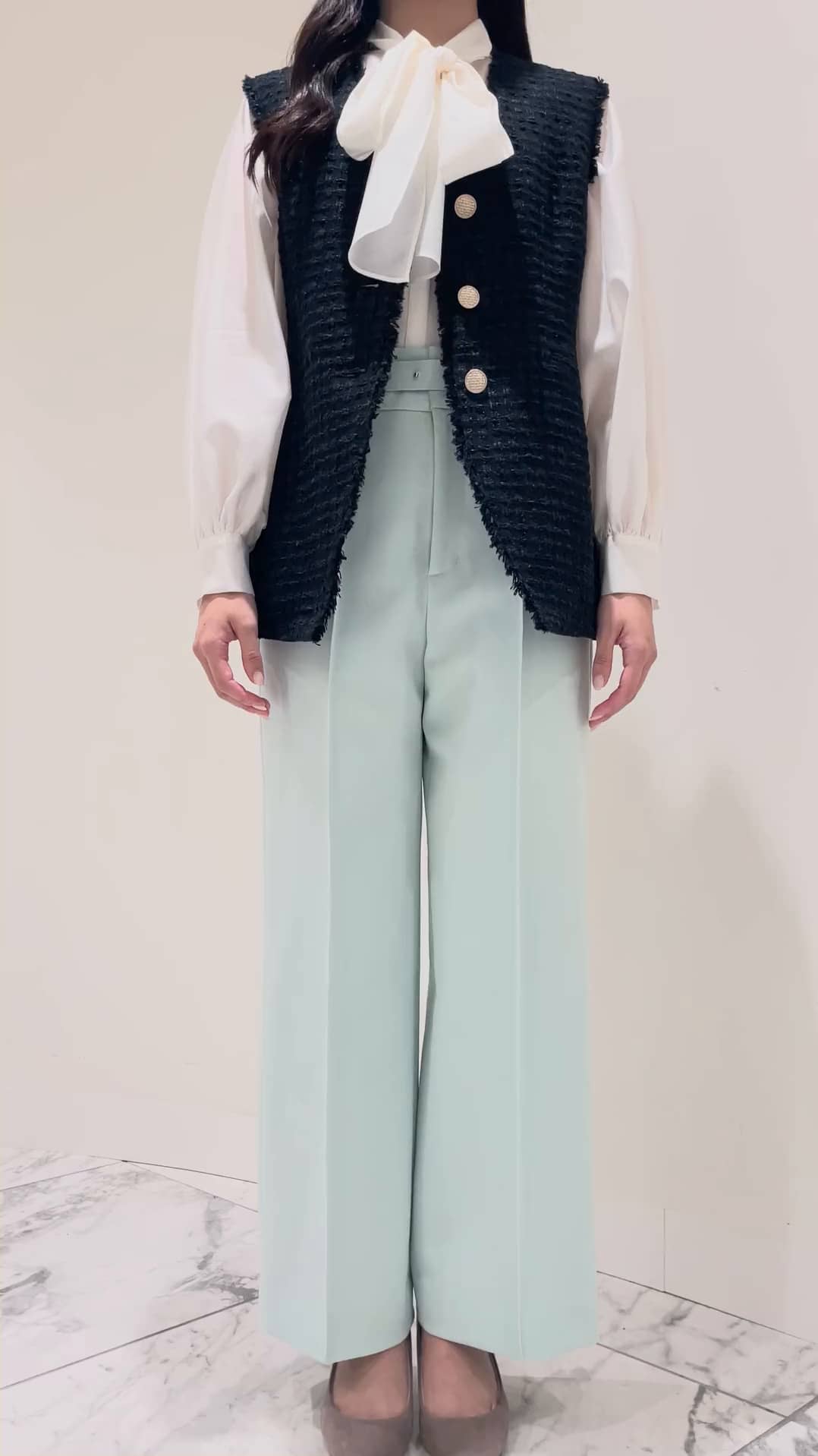 STAFF STYLING|ANAYI OFFICIAL ONLINE STORE｜アナイ 公式サイト